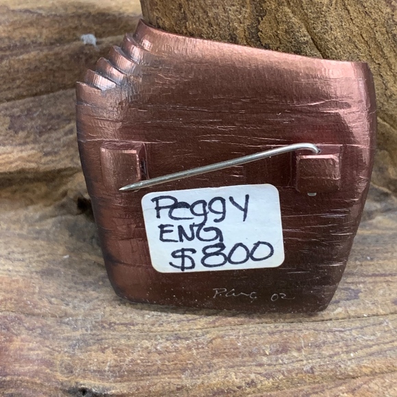 Designer Pin - Picture 5 of 5